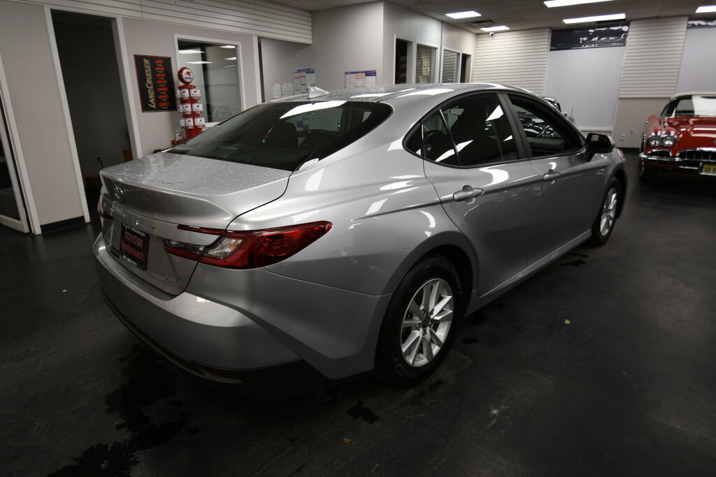 Certified 2025 Toyota Camry LE image 7