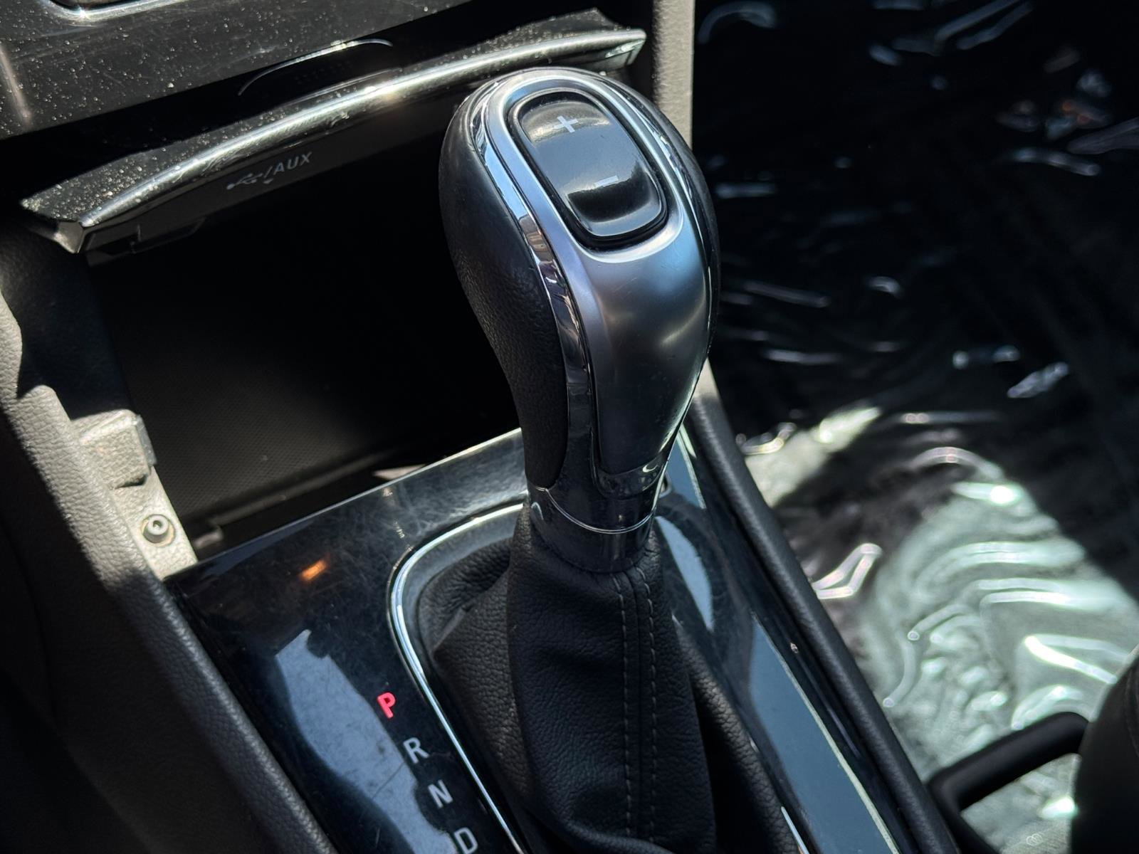 Used 2018 Buick Encore Sport Touring AWD/4WD image 17