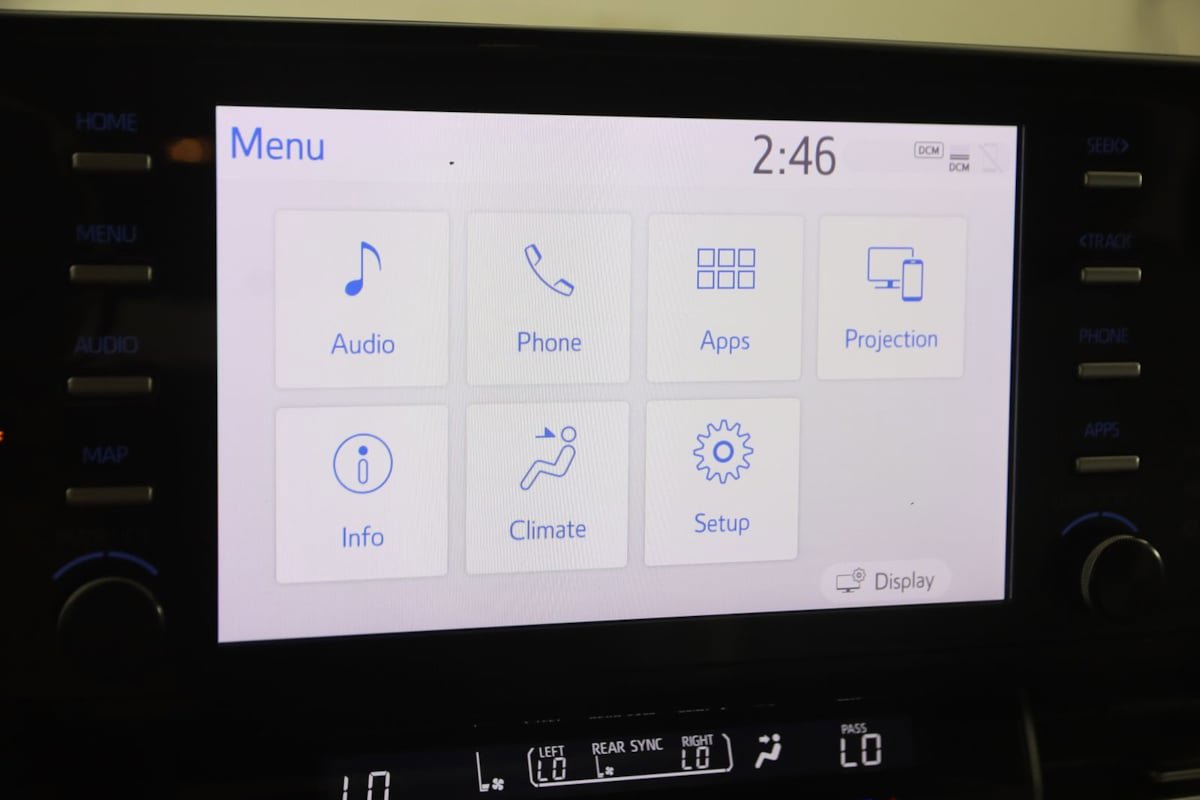 Used 2021 Toyota Sienna XLE FWD image 33