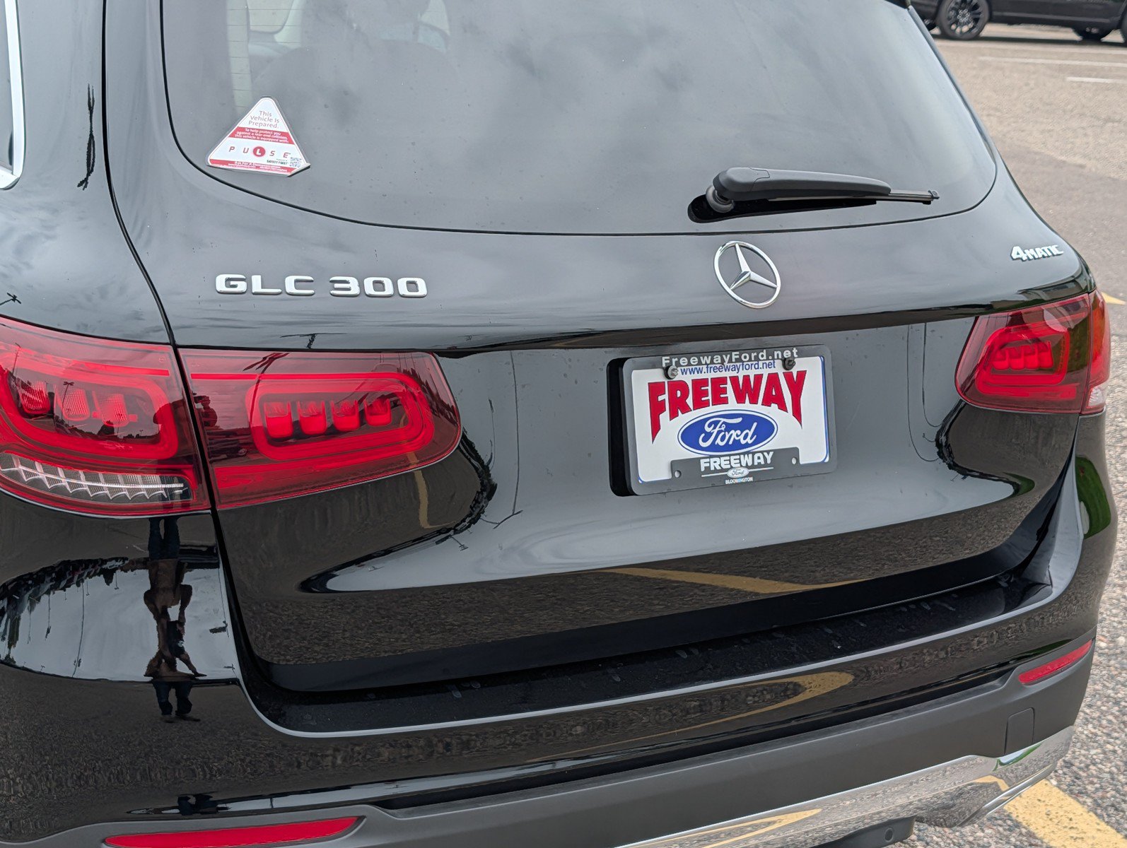Used 2022 Mercedes-Benz GLC 300 4MATIC image 10