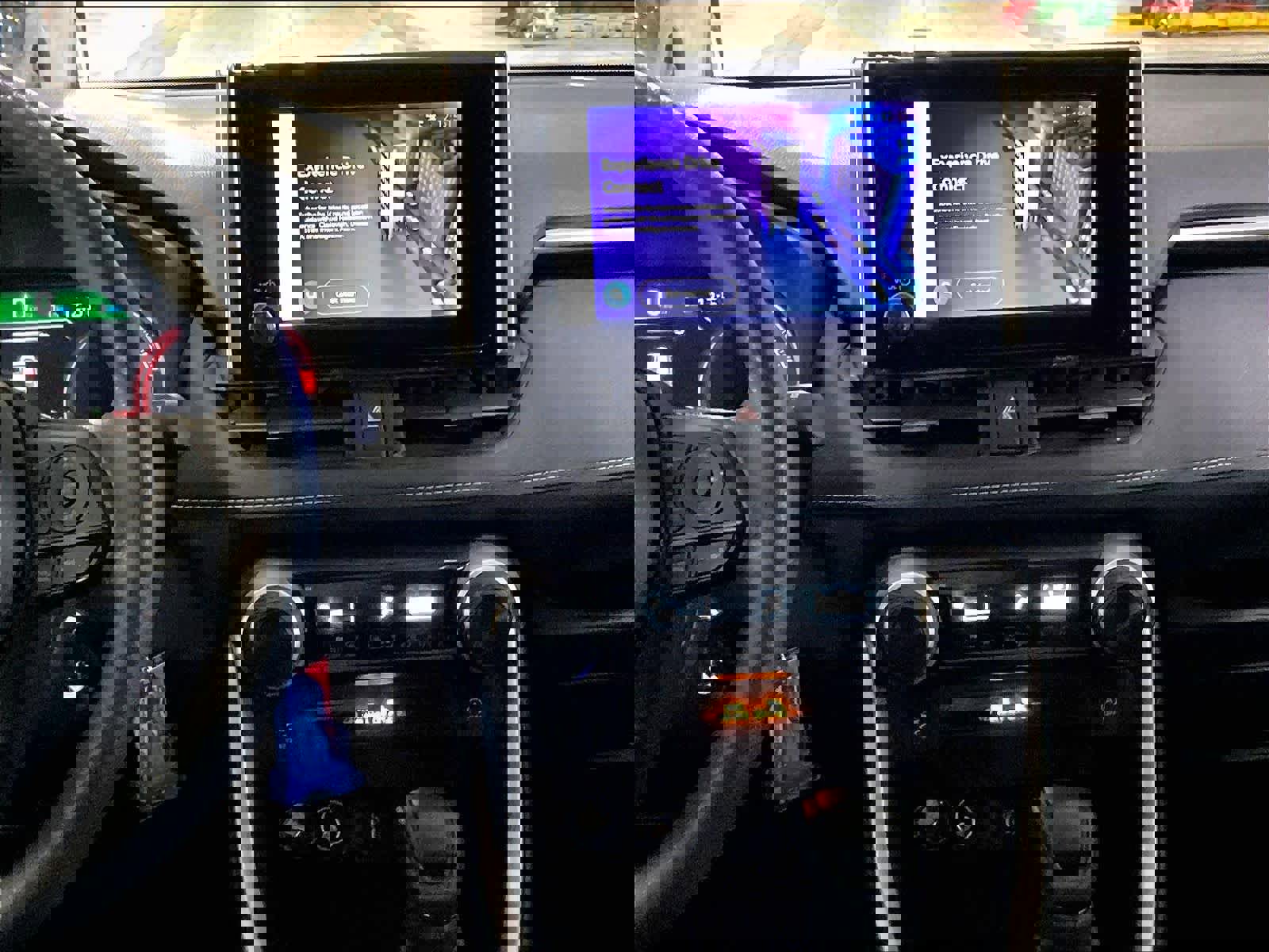 Used 2025 Toyota RAV4 LE image 18