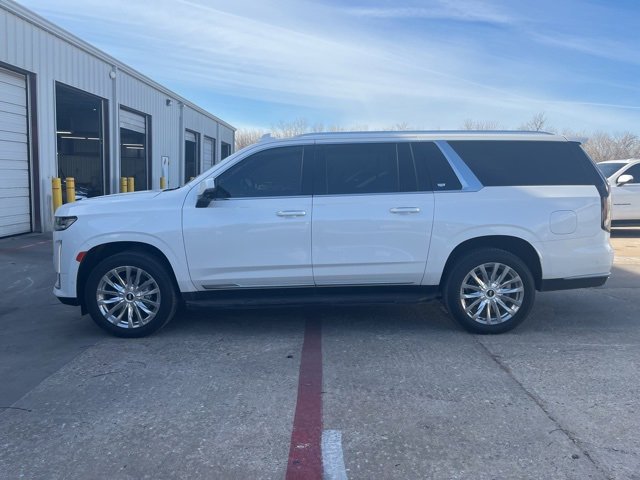 Used 2021 Cadillac Escalade ESV Premium Luxury image 2