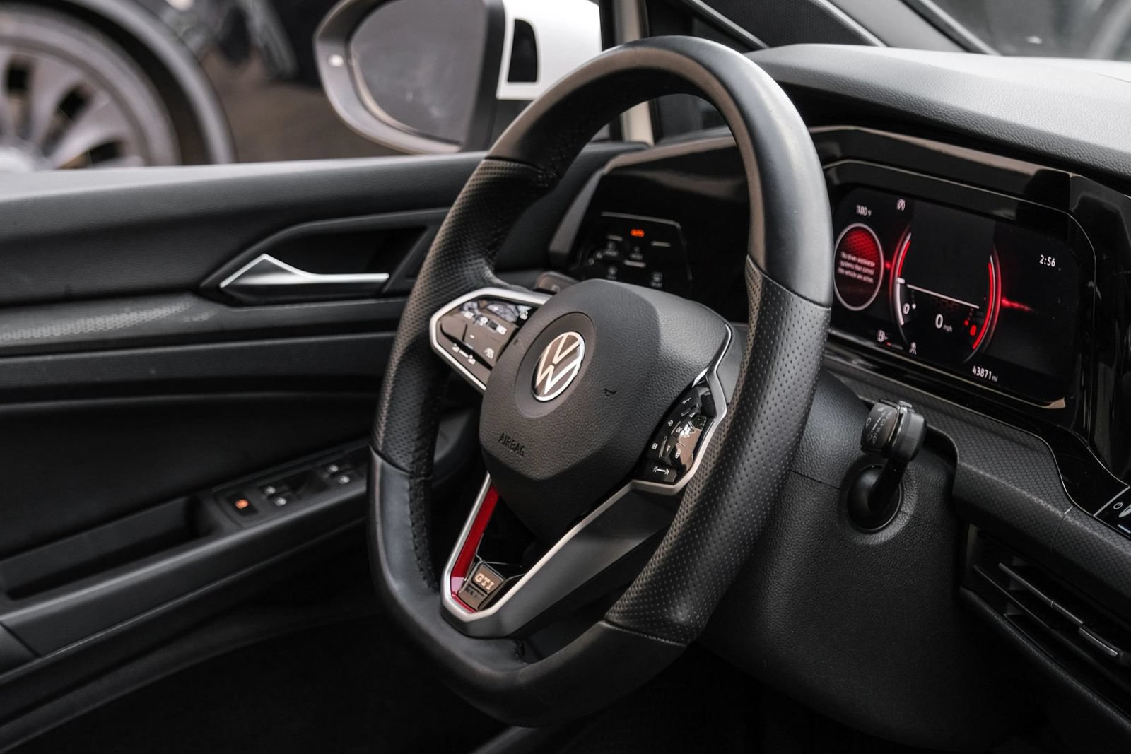Used 2022 Volkswagen GTI Autobahn FWD image 12