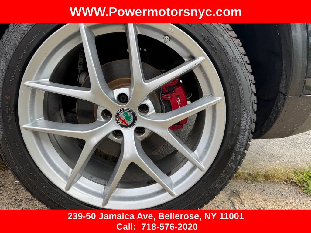 Used 2019 Alfa Romeo Stelvio Ti Sport w/ Quick Order Package 22S Sport AWD/4WD image 18
