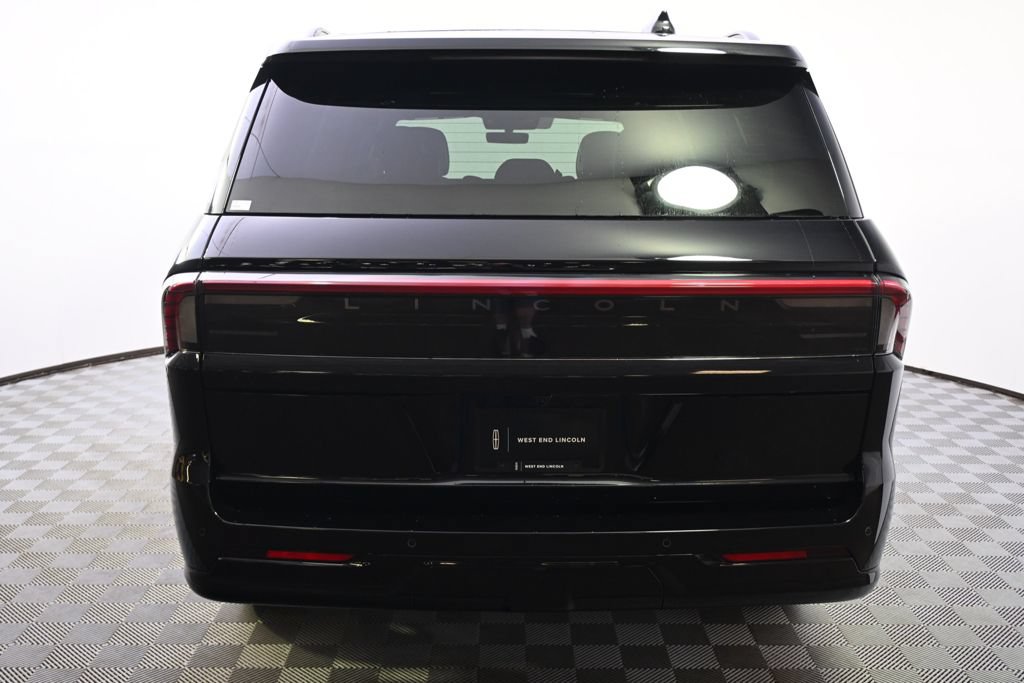 New 2027 Lincoln Navigator L Reserve w/ Jet Appearance Package AWD/4WD image 5