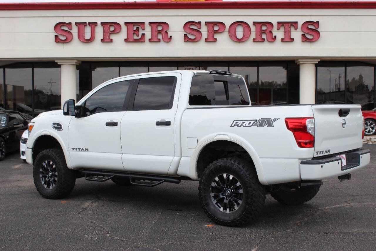 Used 2017 Nissan Titan PRO-4X image 5