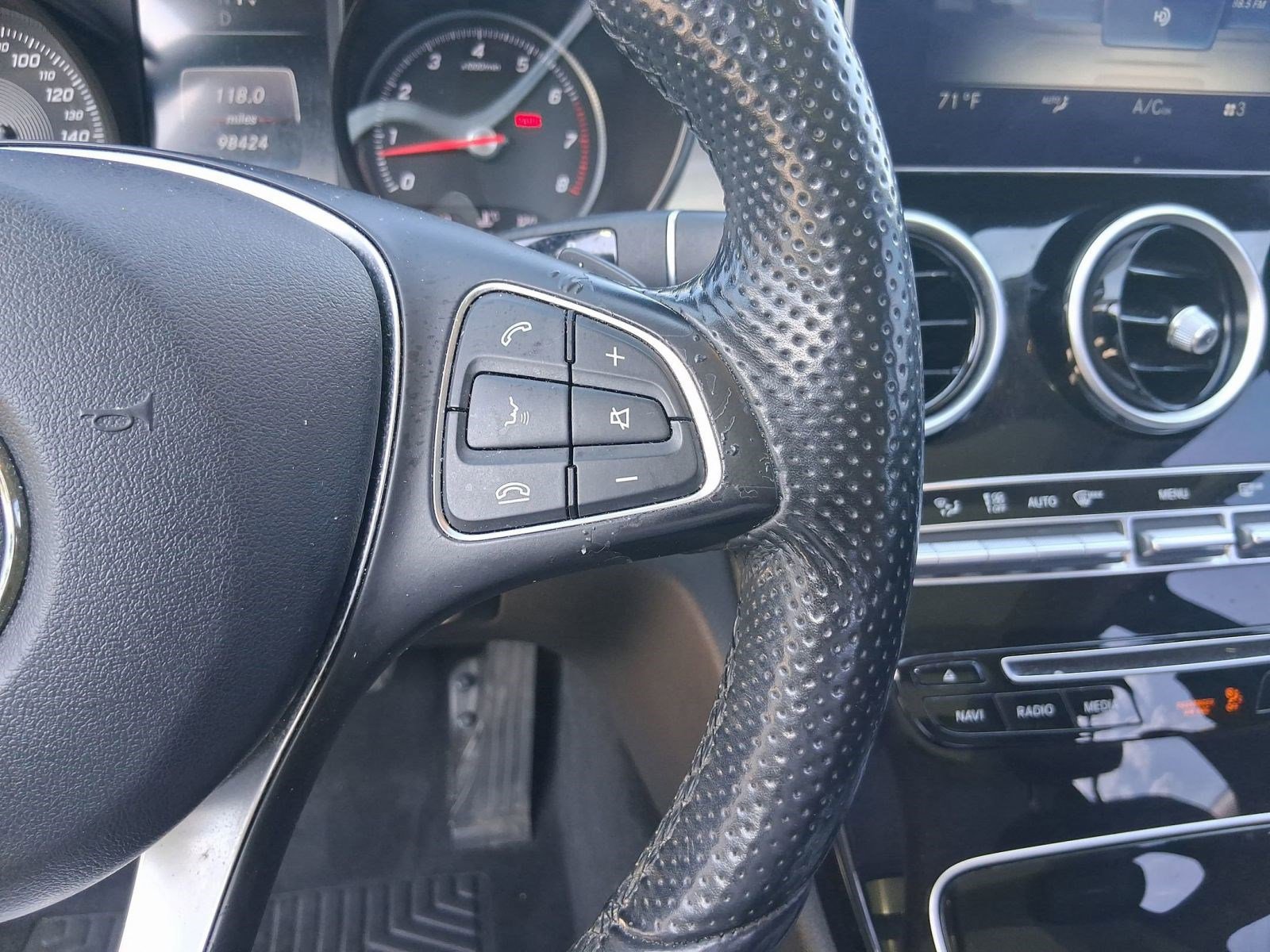 Used 2016 Mercedes-Benz C 300 4MATIC Sedan image 22