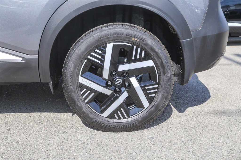 New 2026 Nissan Kicks SV w/ Charging Package image 10