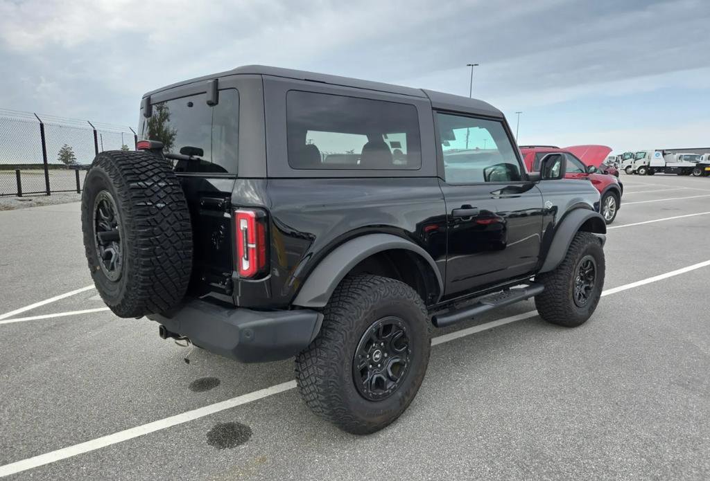 Used 2022 Ford Bronco Wildtrak image 2