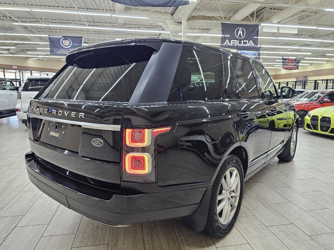 Used 2018 Land Rover Range Rover HSE AWD/4WD image 7