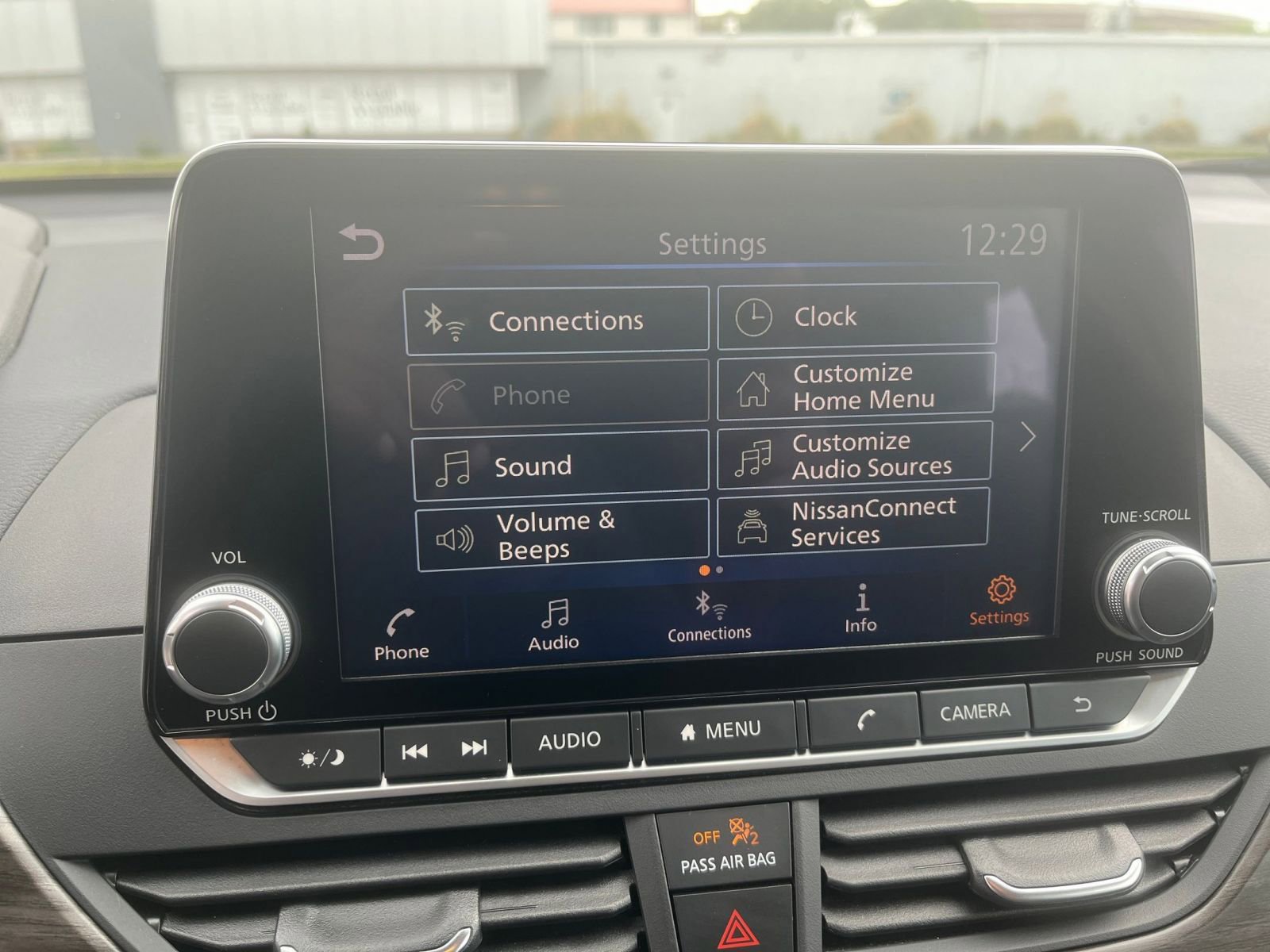 Used 2025 Nissan Altima 2.5 SV FWD image 20