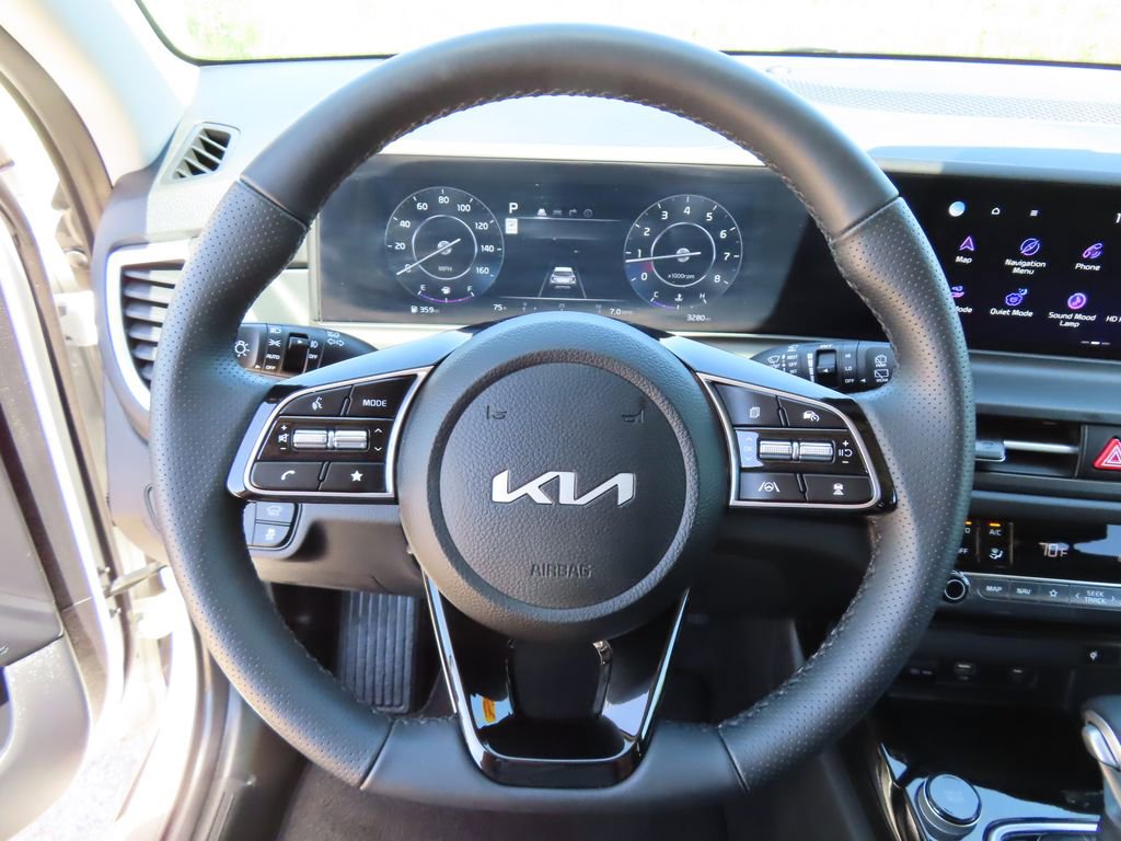 Certified 2026 Kia Seltos SX w/ SX Sunroof Package AWD/4WD image 21