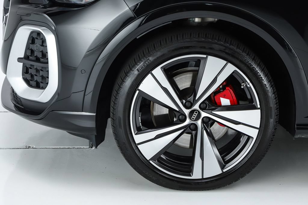Used 2025 Audi SQ5 Premium Plus AWD/4WD image 9