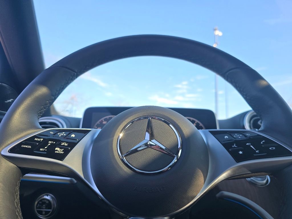 Used 2026 Mercedes-Benz C 300 4MATIC Sedan image 28