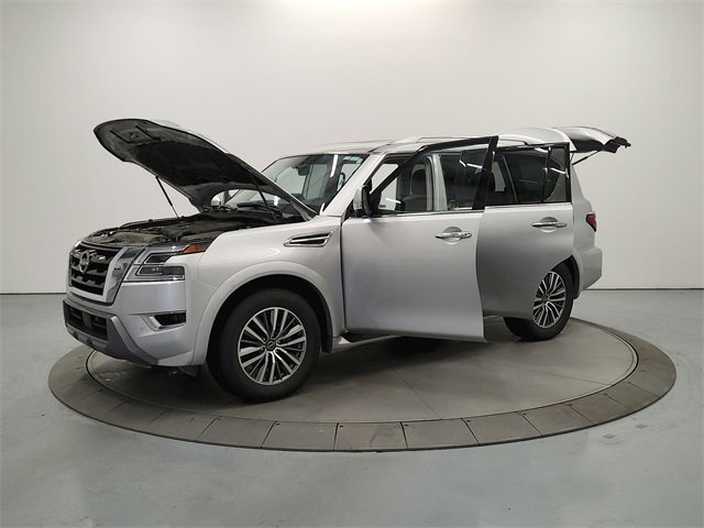 Used 2024 Nissan Armada SL image 10