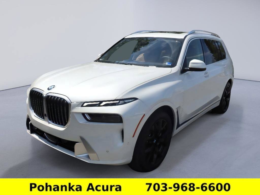 Used 2026 BMW X7 xDrive40i AWD/4WD image 3
