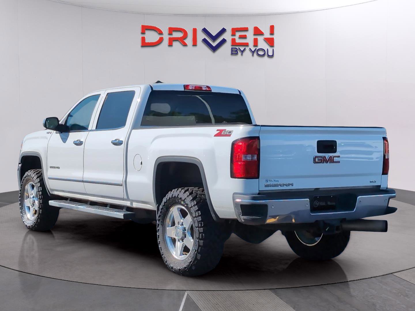 Used 2015 GMC Sierra 2500 SLT AWD/4WD image 3