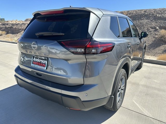 New 2026 Nissan Rogue S image 6