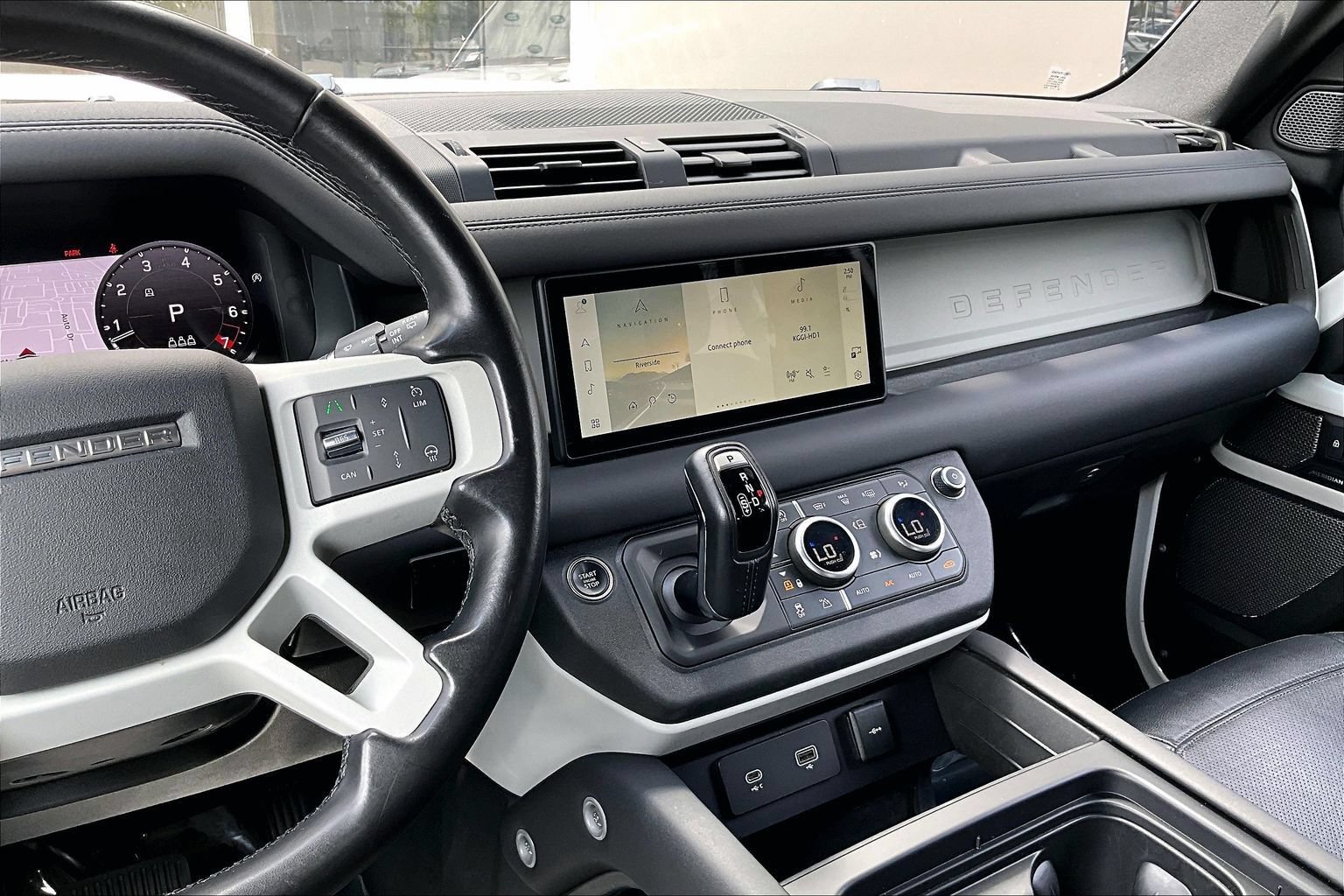 Used 2024 Land Rover Defender 110 S AWD/4WD image 6
