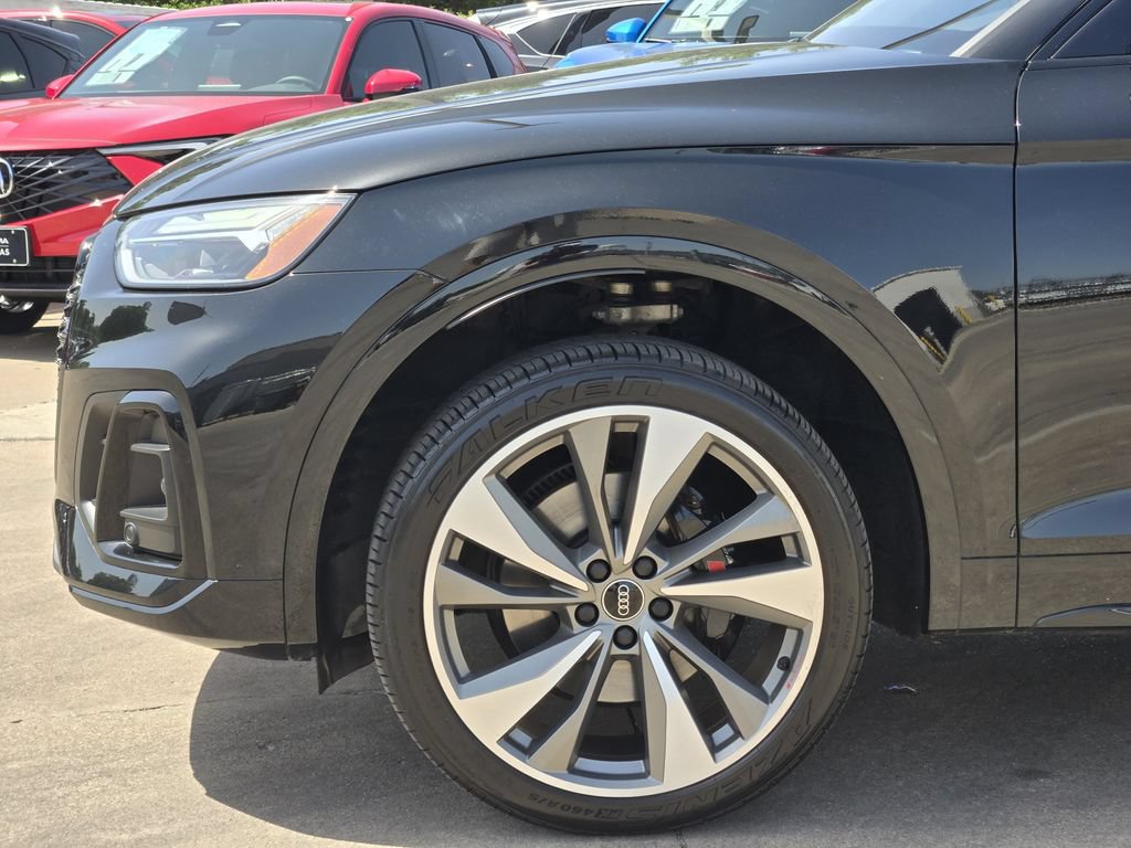 Certified 2023 Audi SQ5 Premium Plus w/ Premium Plus Package AWD/4WD image 13