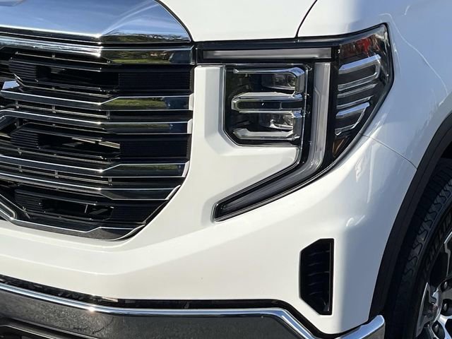 Used 2025 GMC Sierra 1500 SLT AWD/4WD image 10