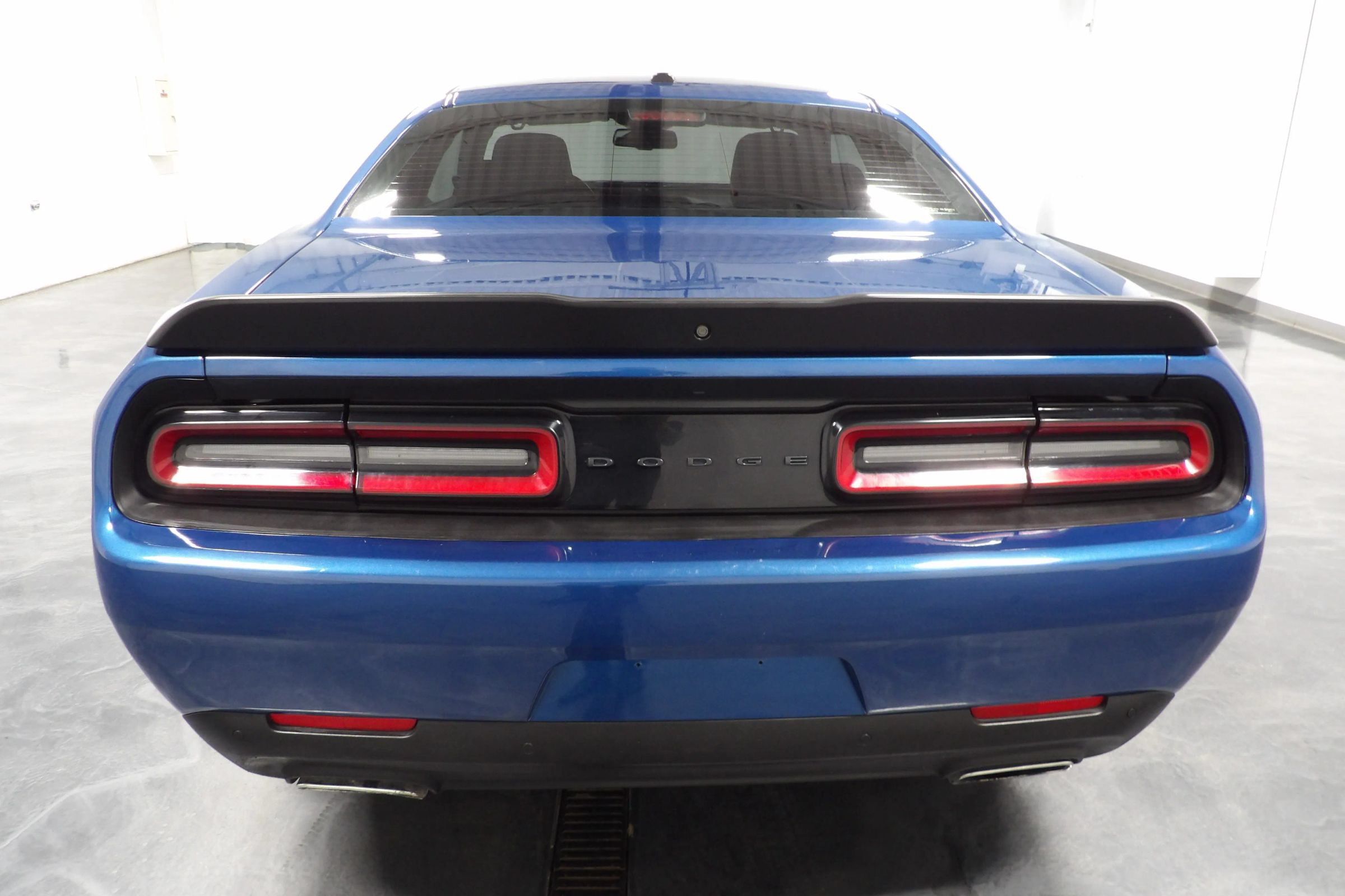 Used 2021 Dodge Challenger GT w/ Blacktop Package RWD image 9