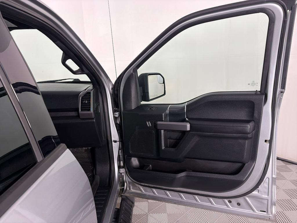 Used 2020 Ford F150 XLT w/ Equipment Group 302A Luxury AWD/4WD image 30