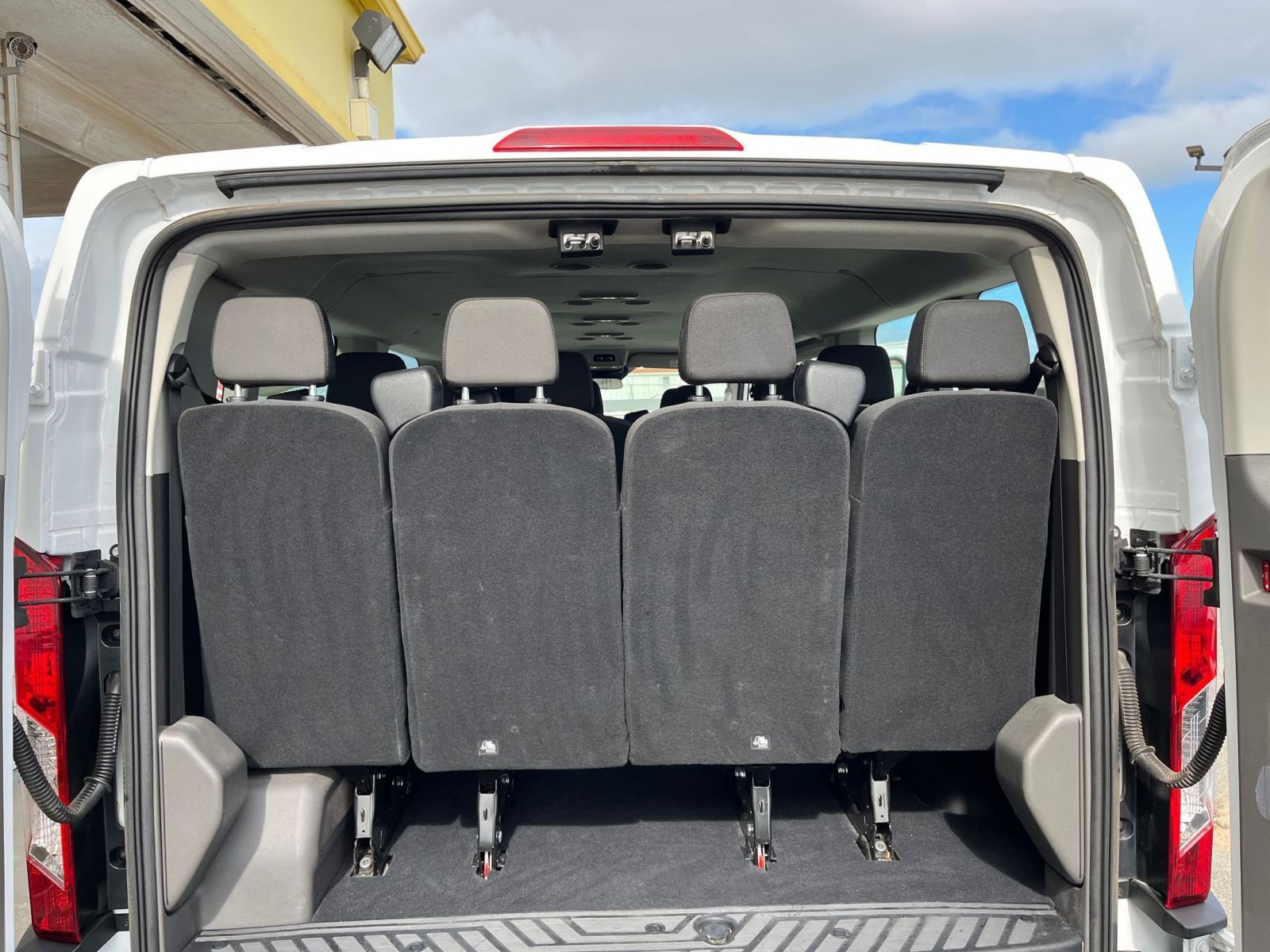Used 2024 Ford Transit 350 XLT RWD image 31