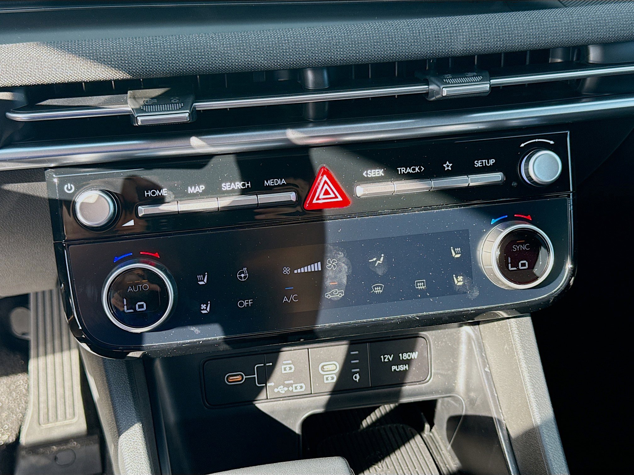 New 2025 Hyundai Santa Cruz Limited image 13