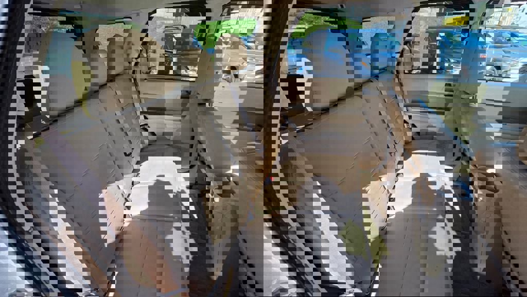 Used 2010 Ford Escape XLT image 33