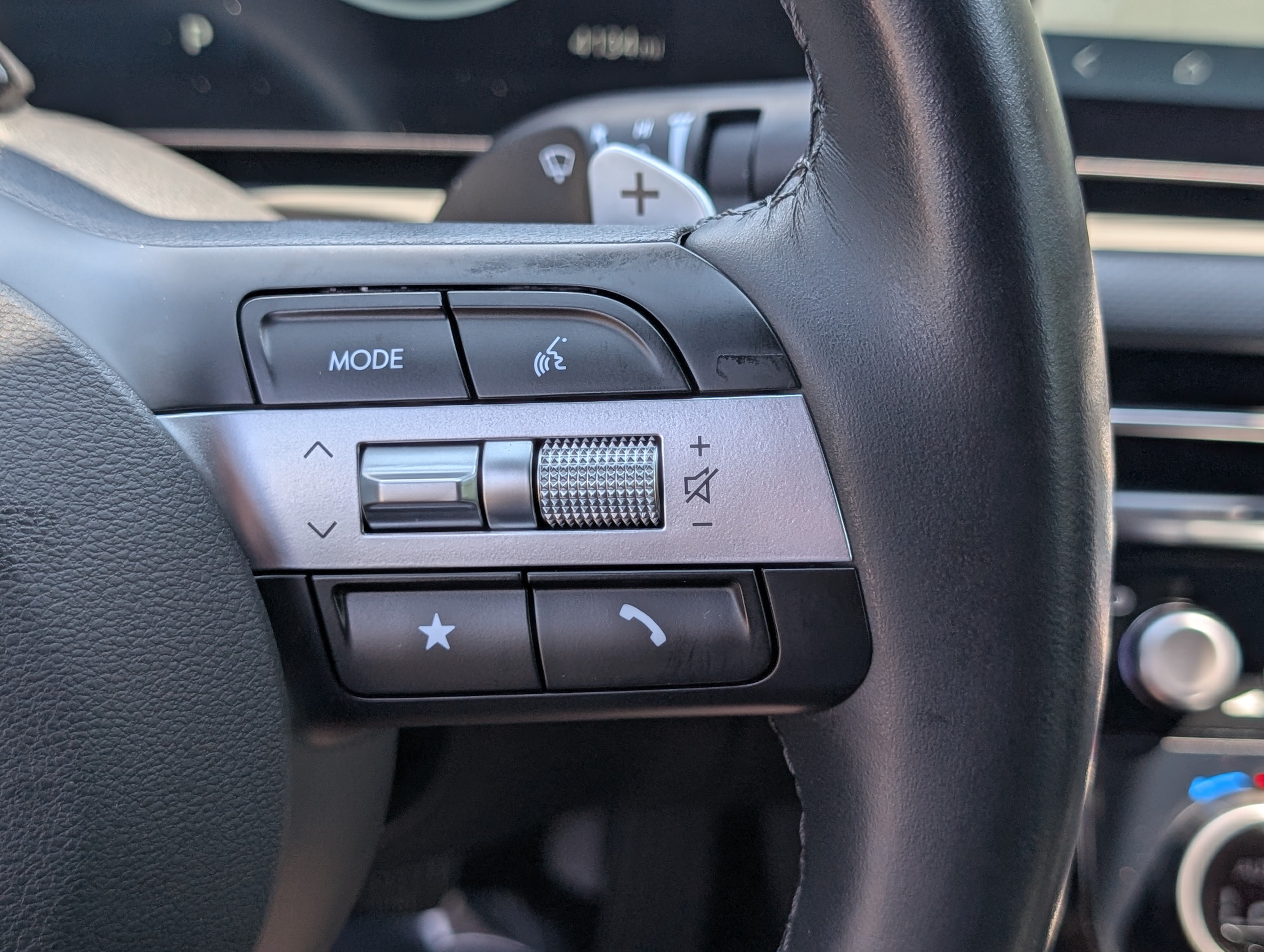 Used 2025 Hyundai Santa Cruz XRT AWD/4WD image 22