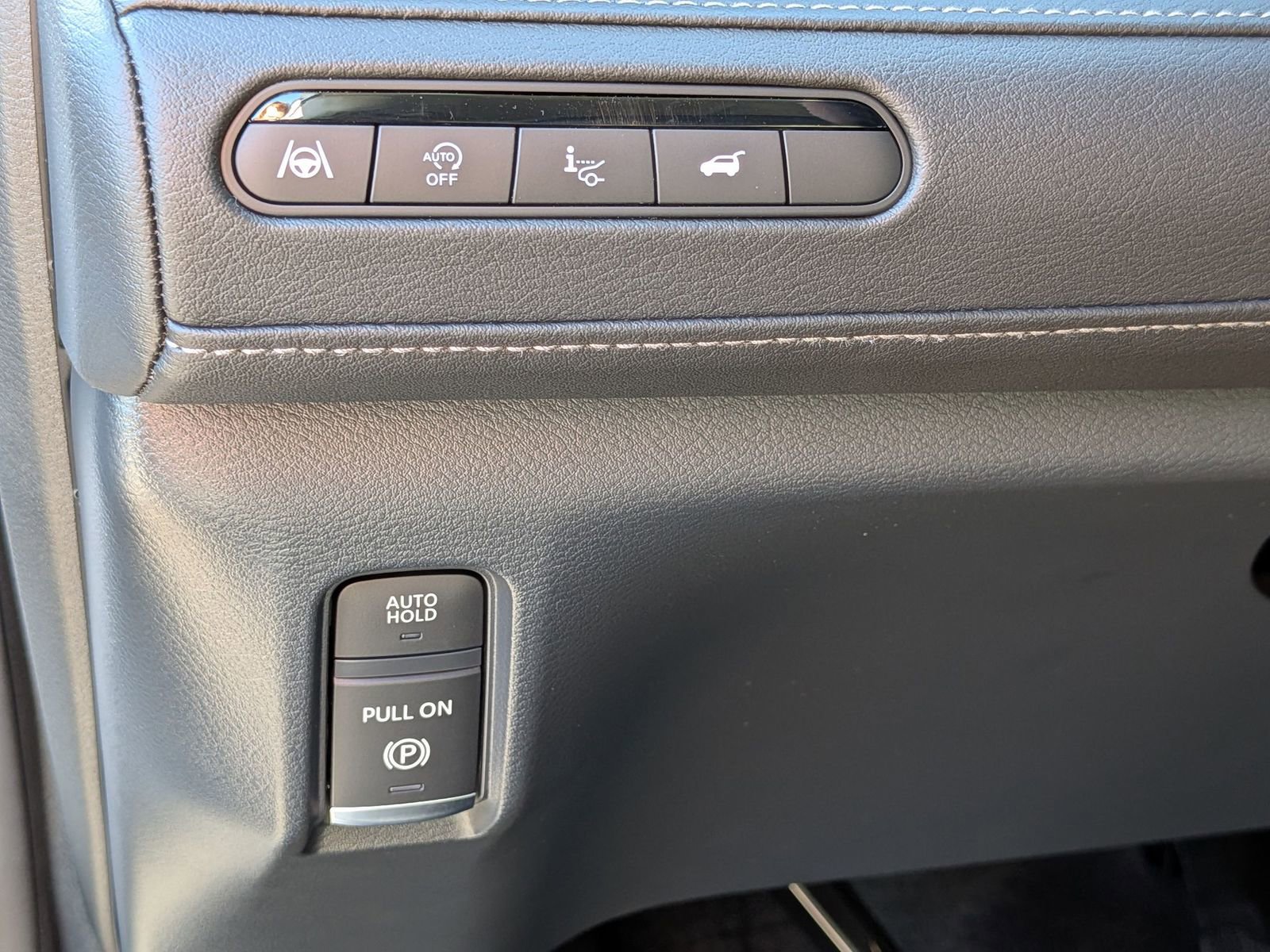 New 2026 INFINITI QX80 Luxe w/ Cargo Package image 16