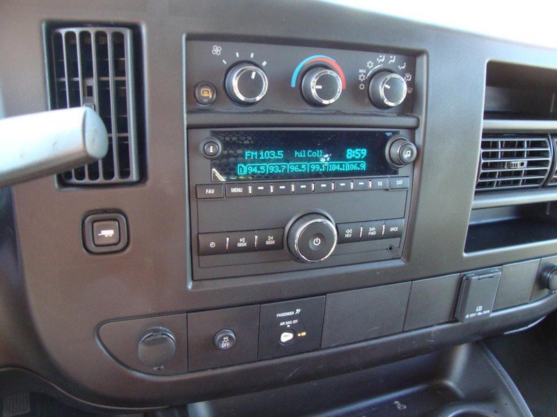 Used 2024 Chevrolet Express 2500 w/ Driver Convenience Package image 7