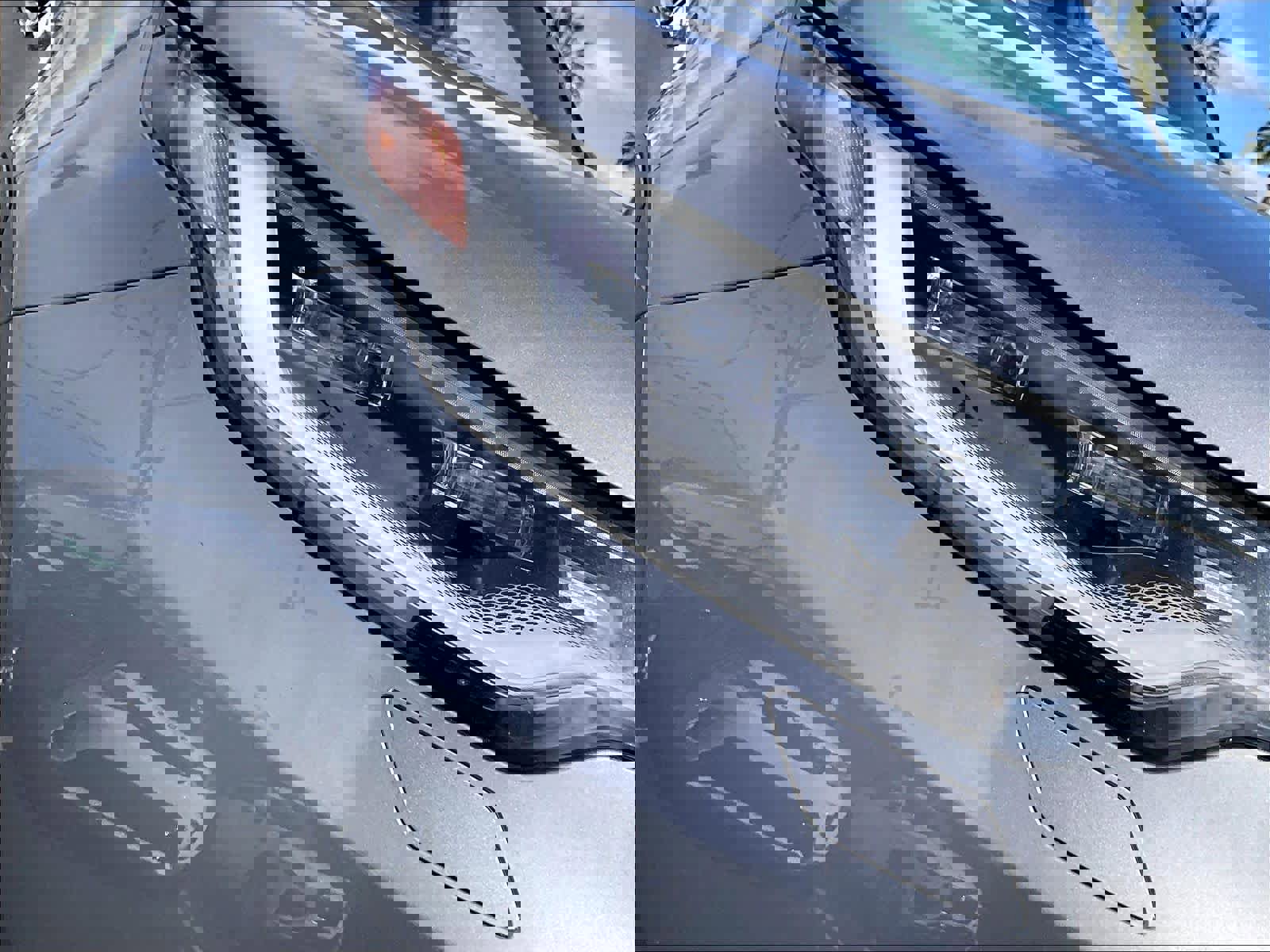 Used 2025 Land Rover Discovery Dynamic SE image 28