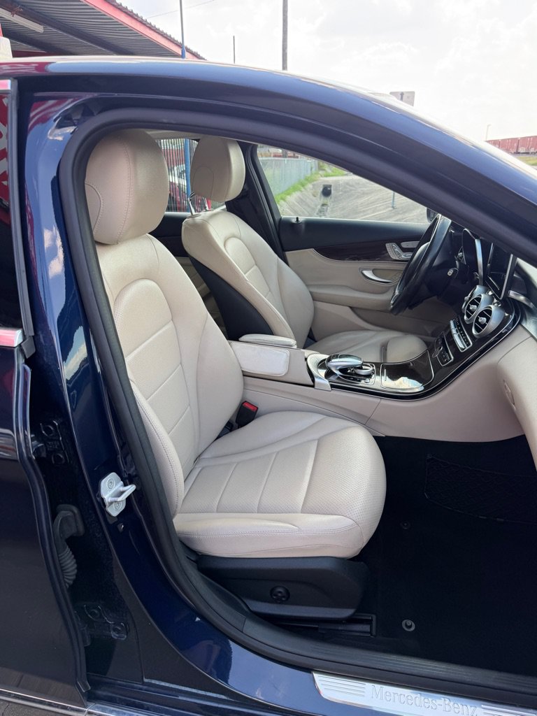 Used 2015 Mercedes-Benz C 300 4MATIC Sedan w/ Premium 1 Package image 7