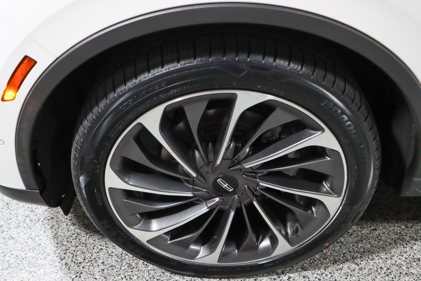 Used 2021 Lincoln Aviator Reserve w/ Equipment Group 201A image 11