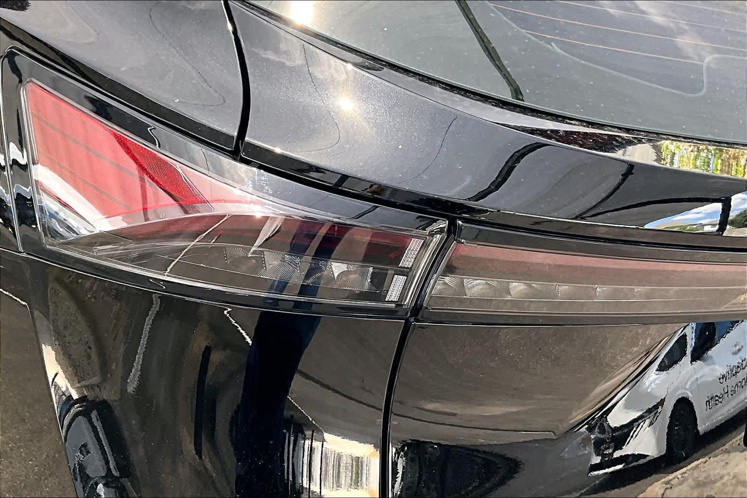 Certified 2023 Nissan Ariya FWD image 27