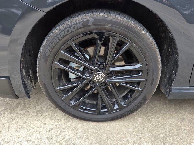 Used 2025 Toyota Camry SE image 10