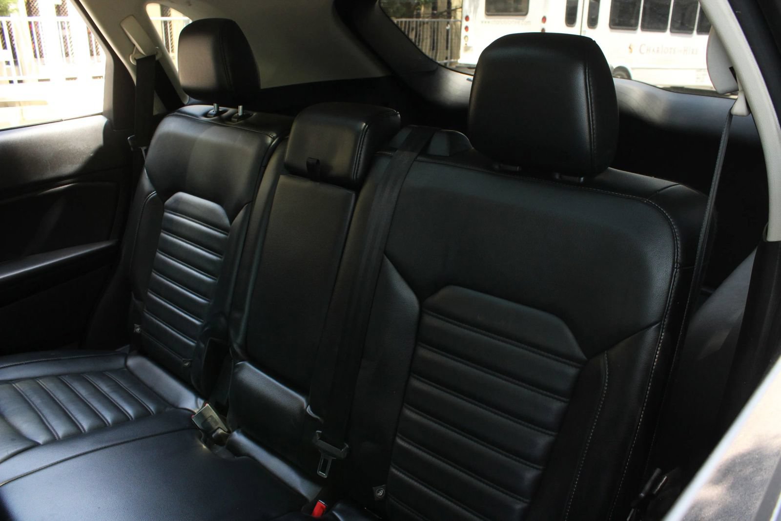 Used 2015 Ford Edge SEL w/ Equipment Group 201A AWD/4WD image 16