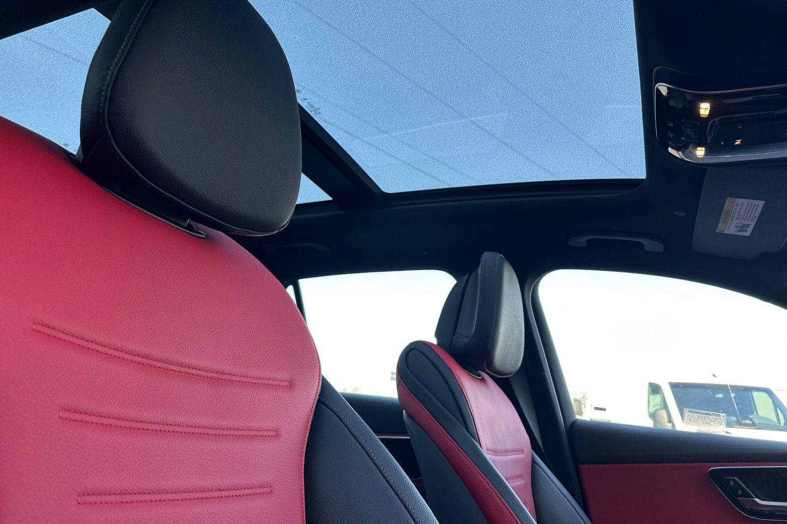 Used 2024 Mercedes-Benz GLC 43 AMG 4MATIC image 17