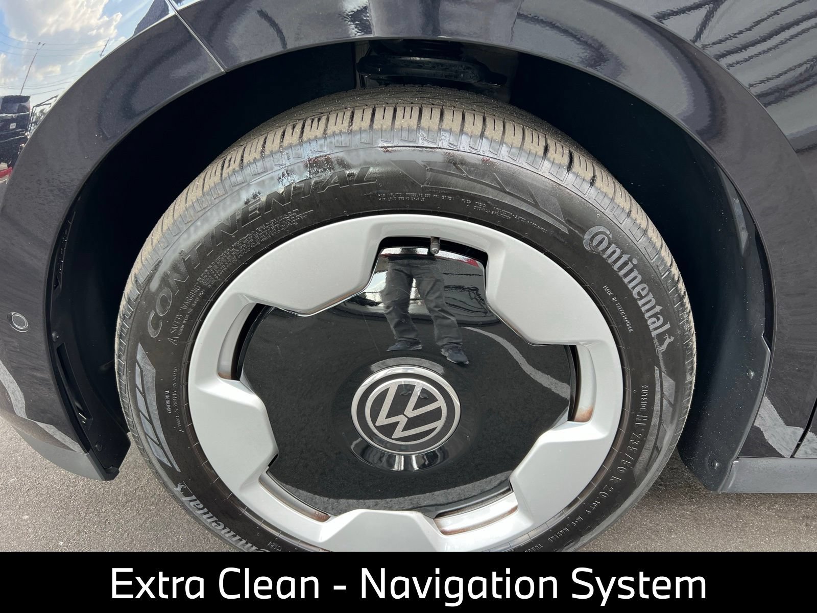 Used 2025 Volkswagen ID. Buzz Pro S RWD image 15