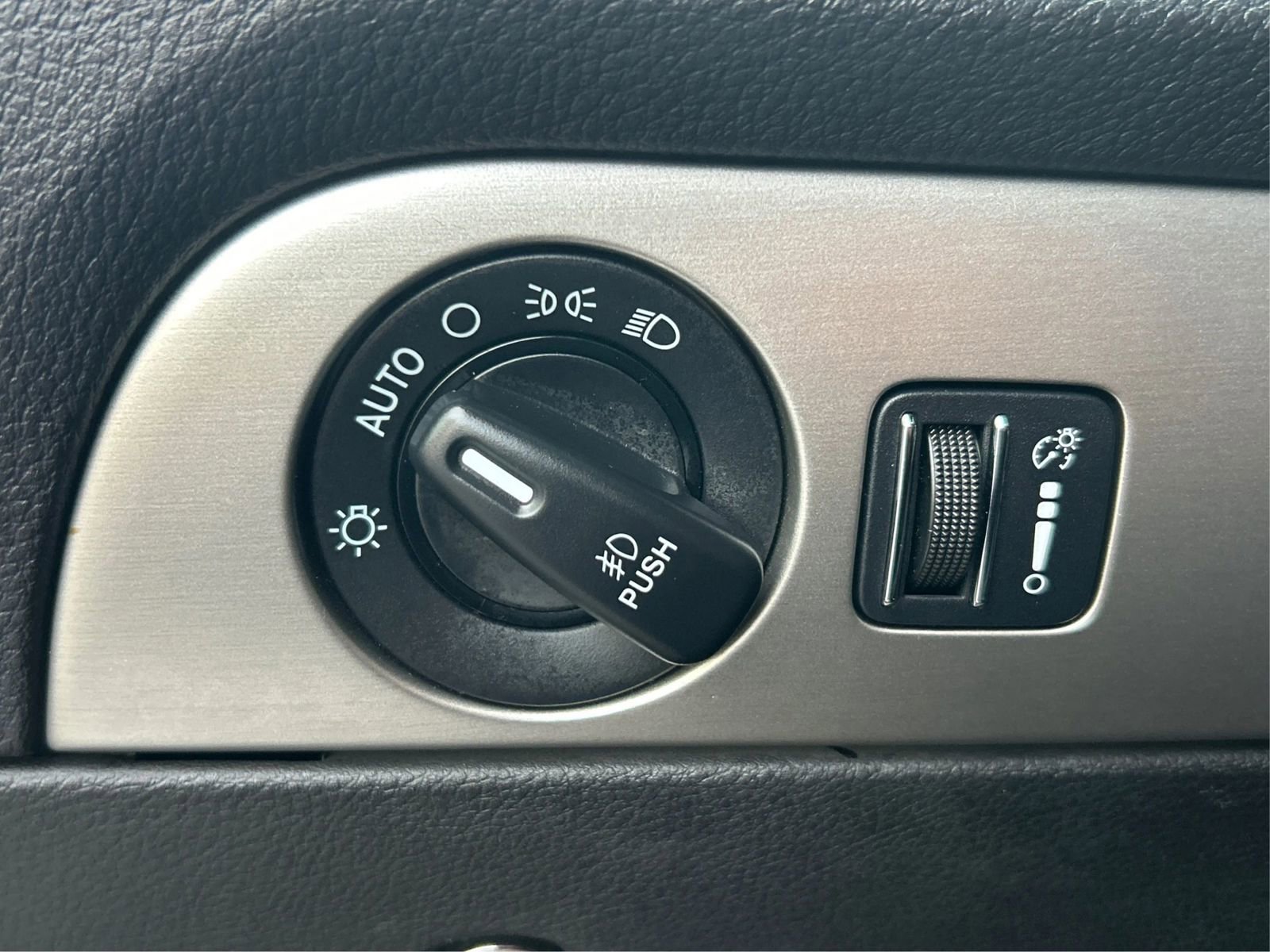 Used 2017 Dodge Durango R/T image 18