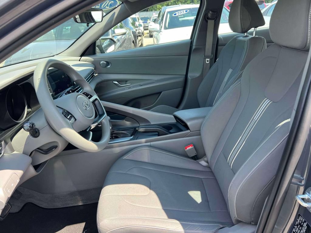 Certified 2023 Hyundai Elantra SEL FWD image 15