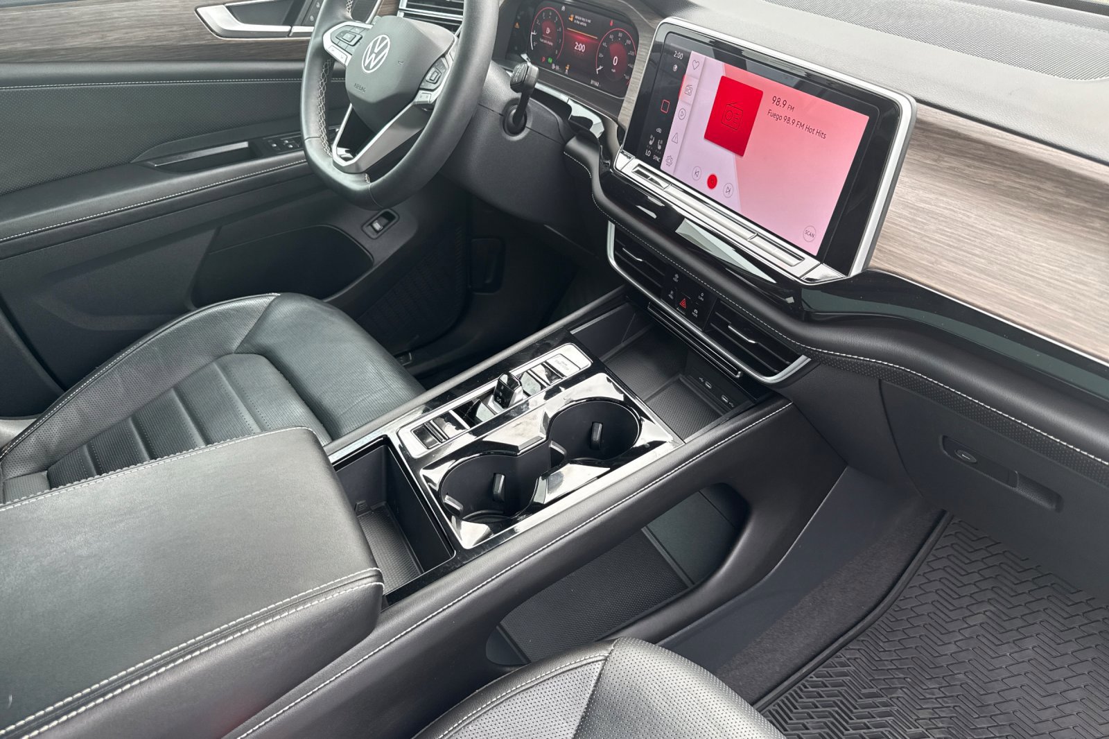 Certified 2024 Volkswagen Atlas SEL image 17