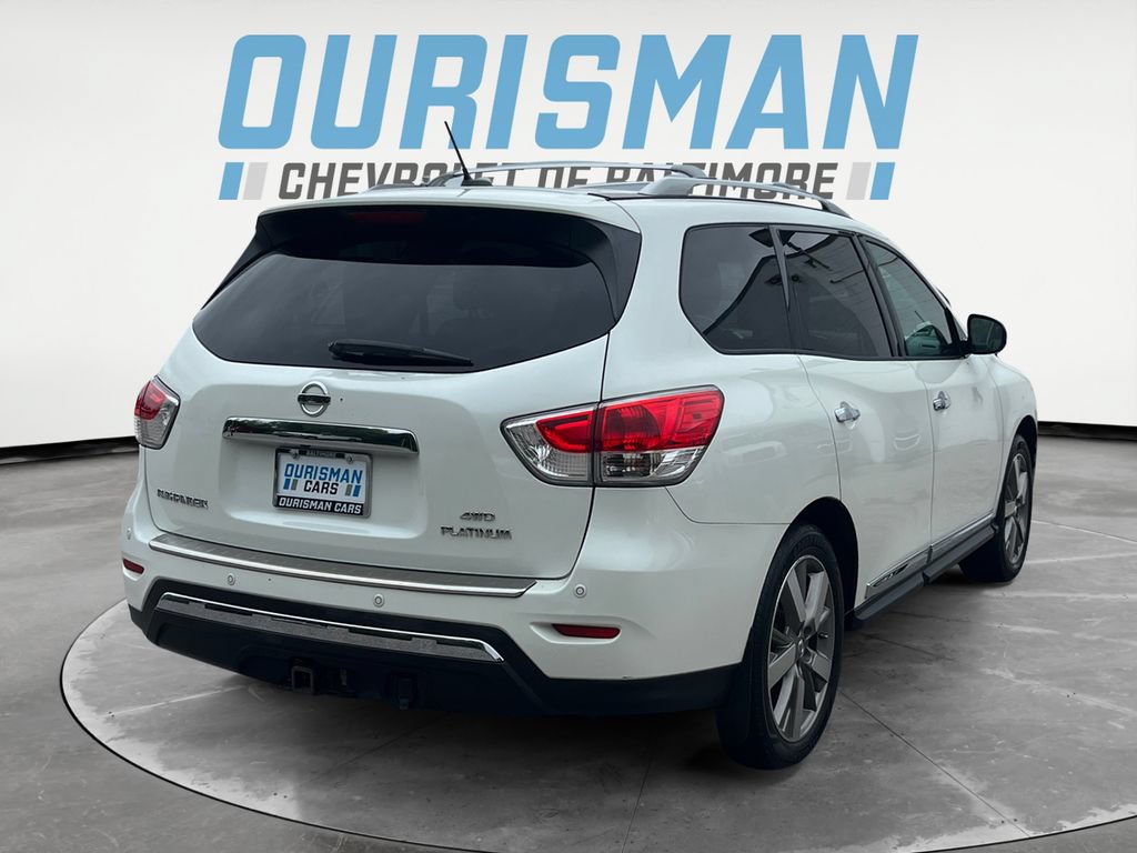 Used 2015 Nissan Pathfinder Platinum w/ Family Entertainment Package FWD image 6