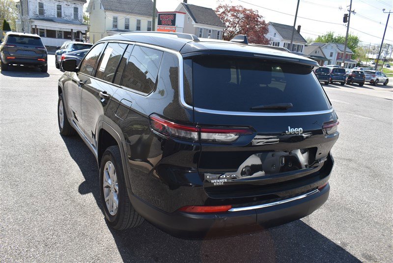 Used 2023 Jeep Grand Cherokee L Limited AWD/4WD image 6