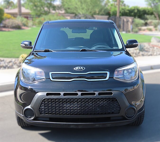 Used 2014 Kia Soul + w/ Eco Package FWD image 2