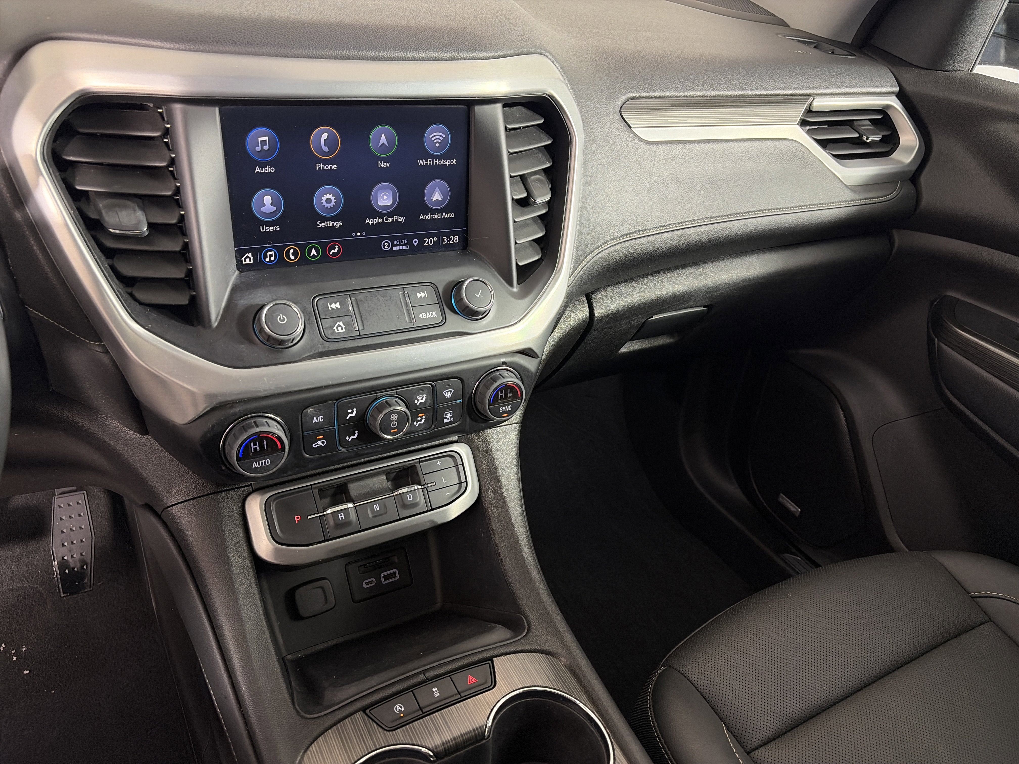 Used 2023 GMC Acadia SLT w/ Preferred Package image 4