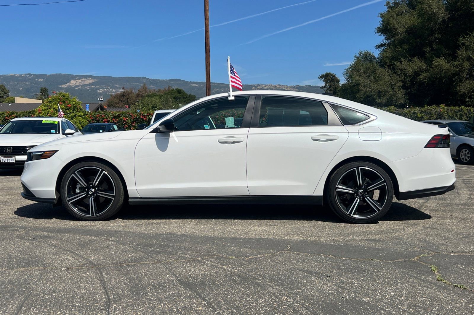 Used 2025 Honda Accord Sport image 7