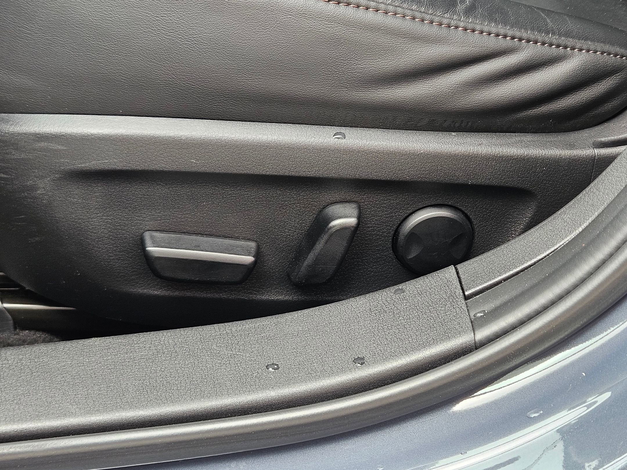 Used 2022 MAZDA MAZDA3 s image 21